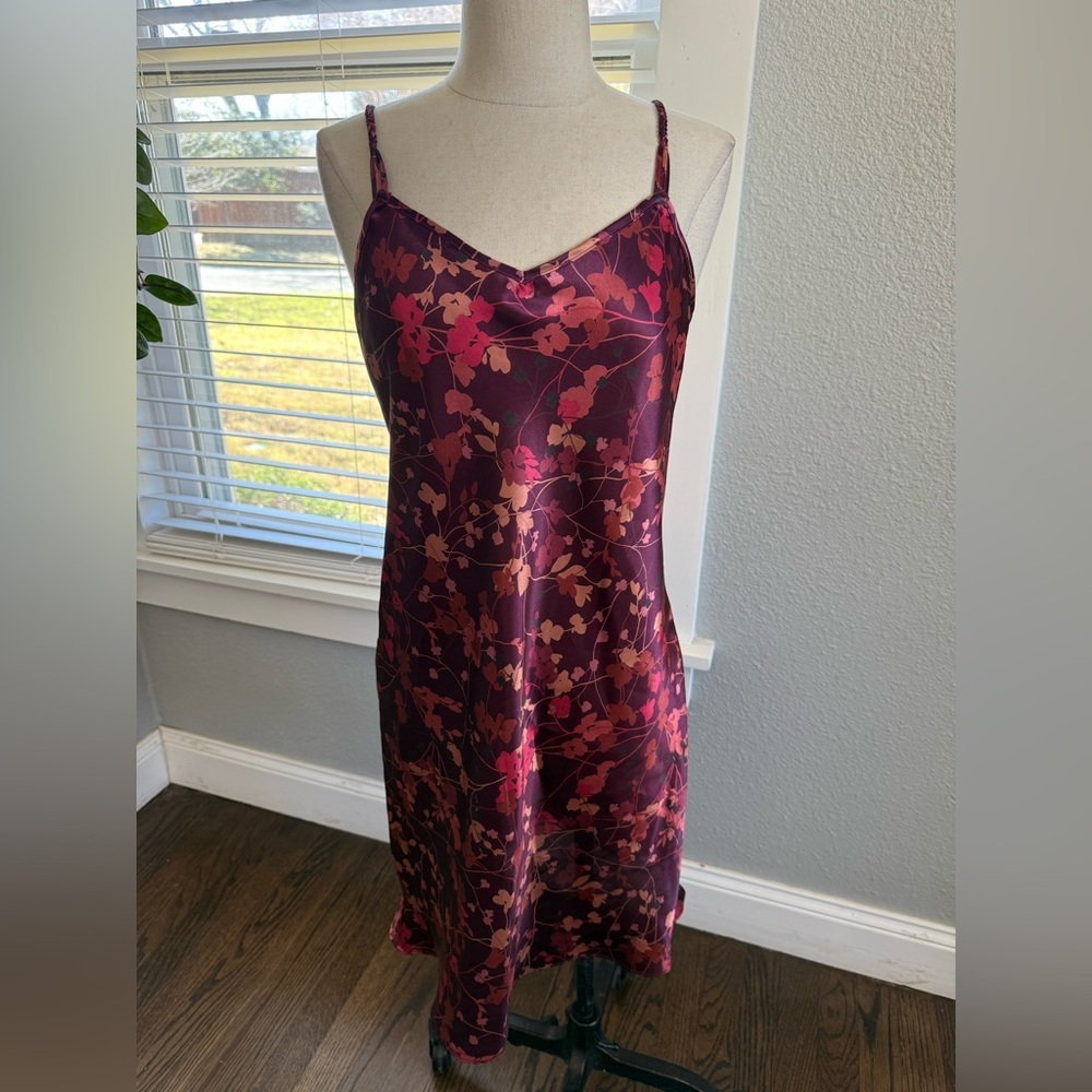 Warners Floral Slip Dress Size Small‎